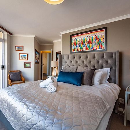 Luxury Ocean View Beachfront 2 Bed Apartment -206 The Waves, Blouberg, Cape Town بلوبيرجستراند المظهر الخارجي الصورة
