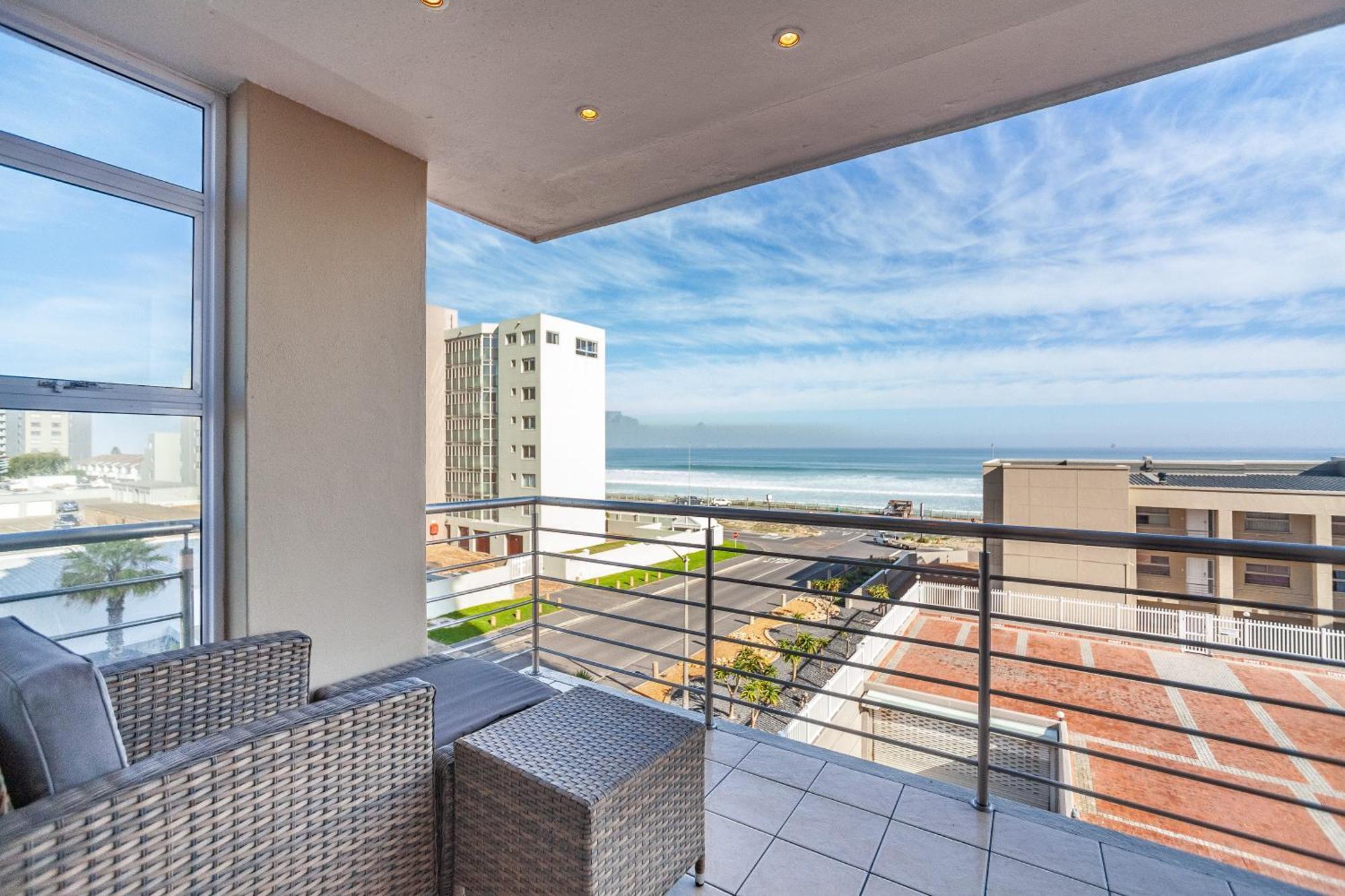Luxury Ocean View Beachfront 2 Bed Apartment -206 The Waves, Blouberg, Cape Town بلوبيرجستراند المظهر الخارجي الصورة