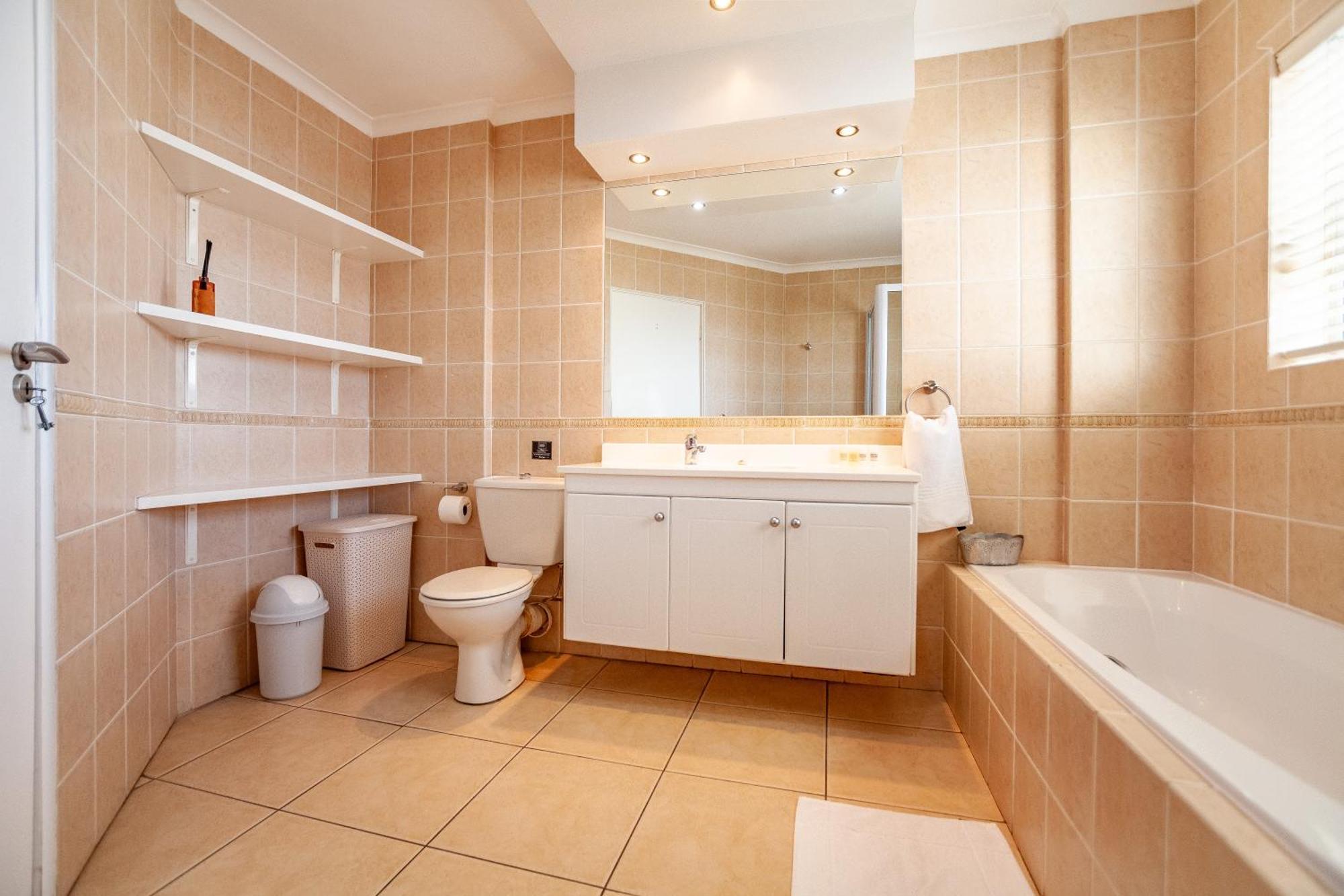 Luxury Ocean View Beachfront 2 Bed Apartment -206 The Waves, Blouberg, Cape Town بلوبيرجستراند المظهر الخارجي الصورة