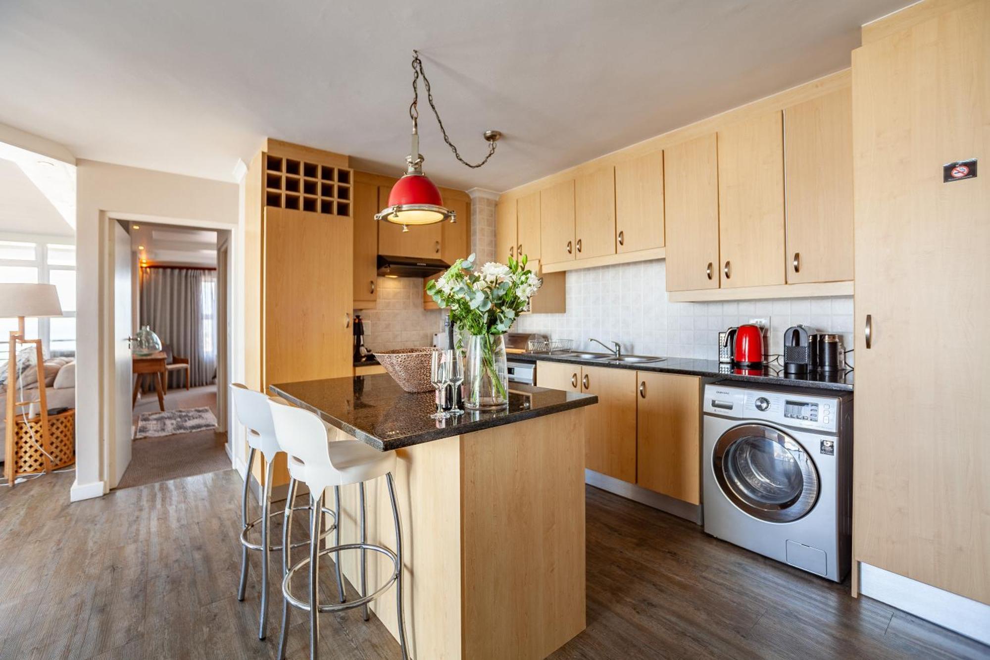 Luxury Ocean View Beachfront 2 Bed Apartment -206 The Waves, Blouberg, Cape Town بلوبيرجستراند المظهر الخارجي الصورة